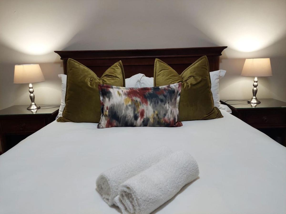 Aloes Guest House 62 On Meintjies Middelburg  エクステリア 写真